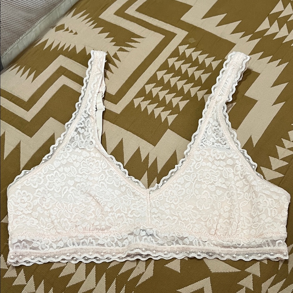 Light pink aerie lace Bralette